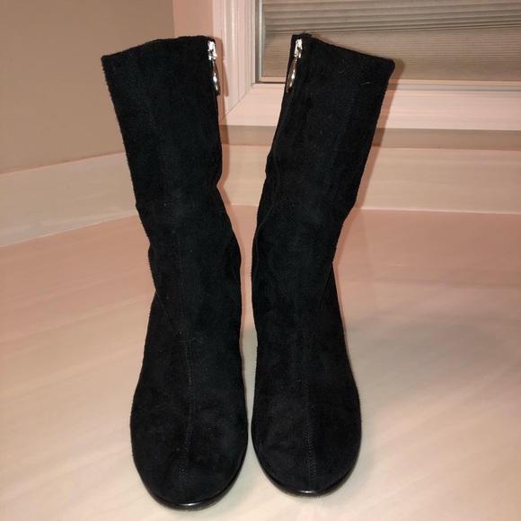 donald j pliner suede boots